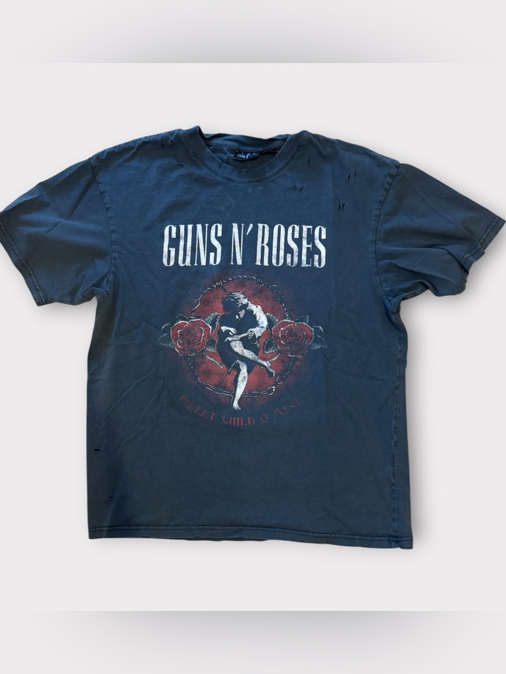 Guns N Roses distressed Black Graphic Band T-Shirt unisex